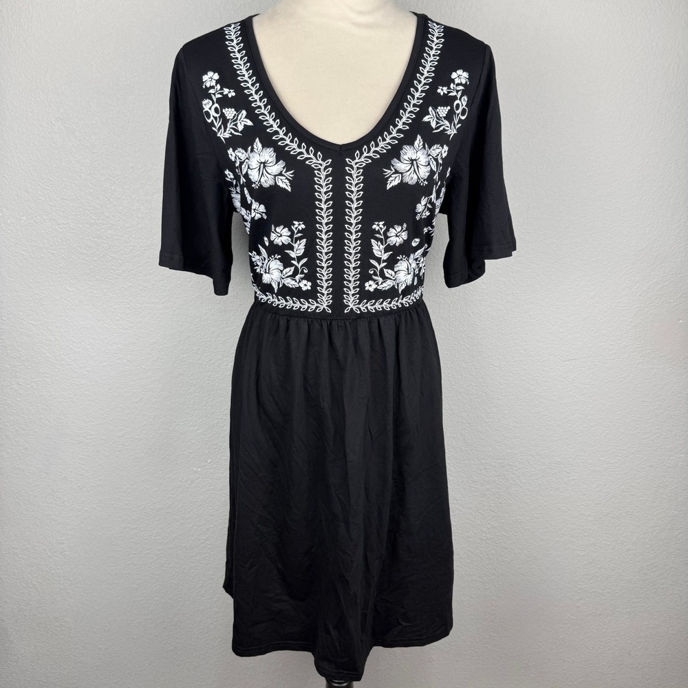 NWT Dokotoo Black Floral Tropical V-Neck Short Sleeve Babydoll Dress Womens Sz L